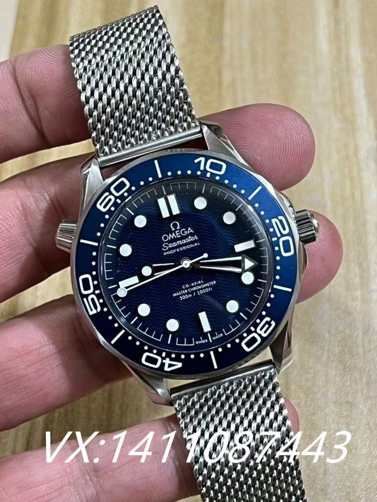 VS廠歐米茄海馬邦德60周年紀念腕表測評!是否值得入手呢？
