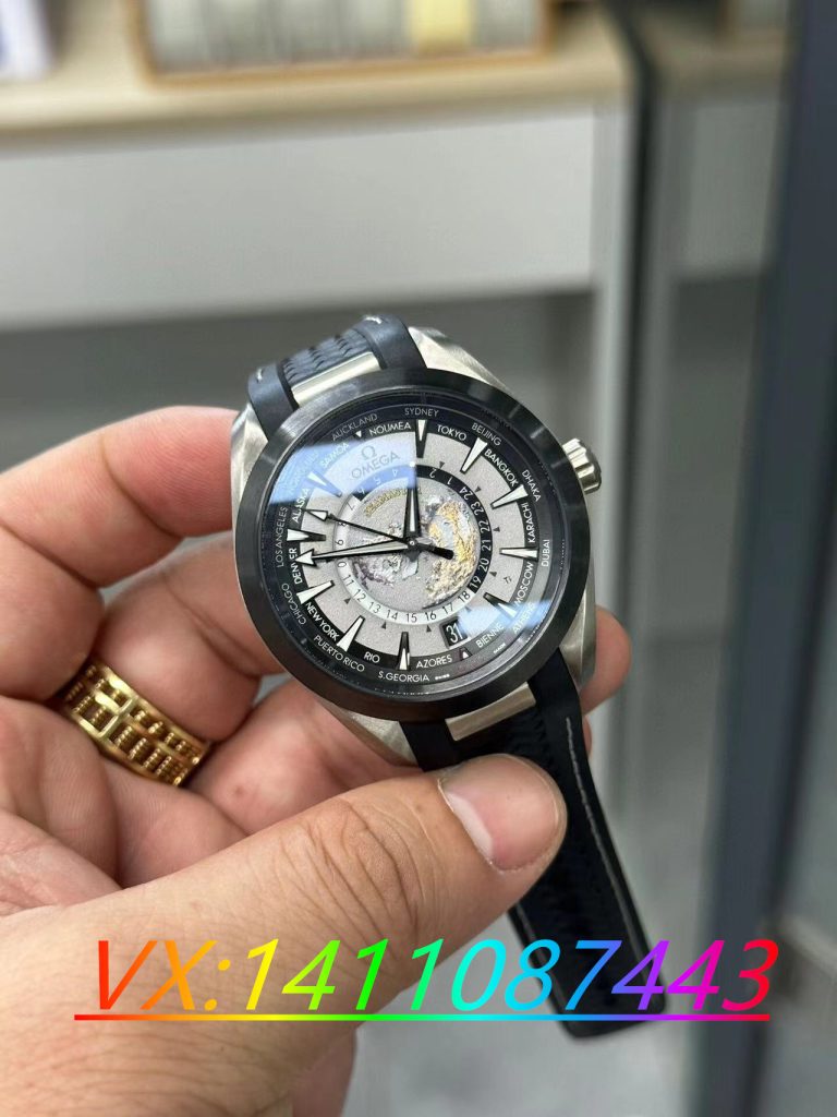 VS廠鈦殼世界時新品評測，海馬150陶瓷刻度盤亮點解析！