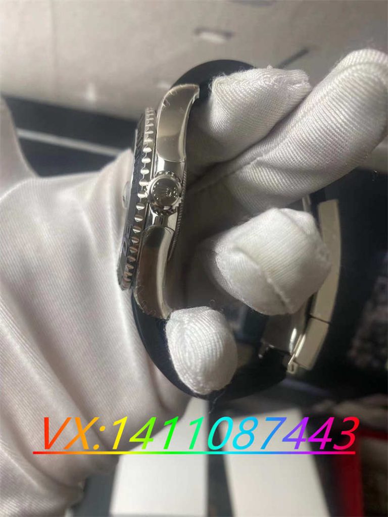 VS廠勞力士白金游艇搭配3235機芯會一眼假嗎？
