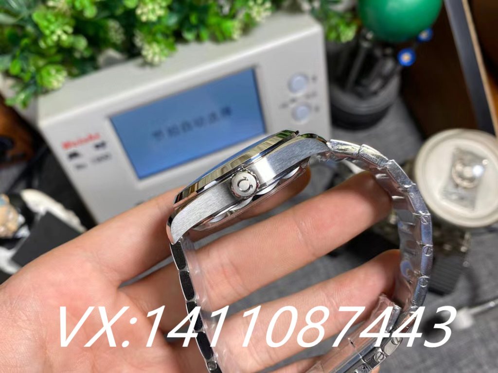 VS歐米茄海馬150搭載8900機芯還原度怎么樣？