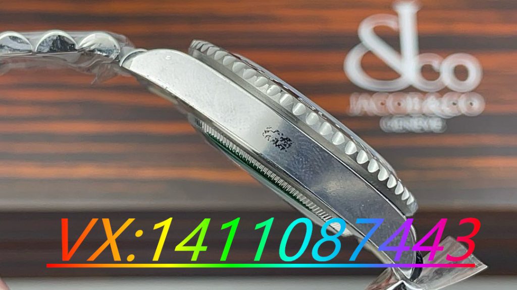 C廠皮蛋圈格林尼治型m126710grnr對(duì)比正品評(píng)測
