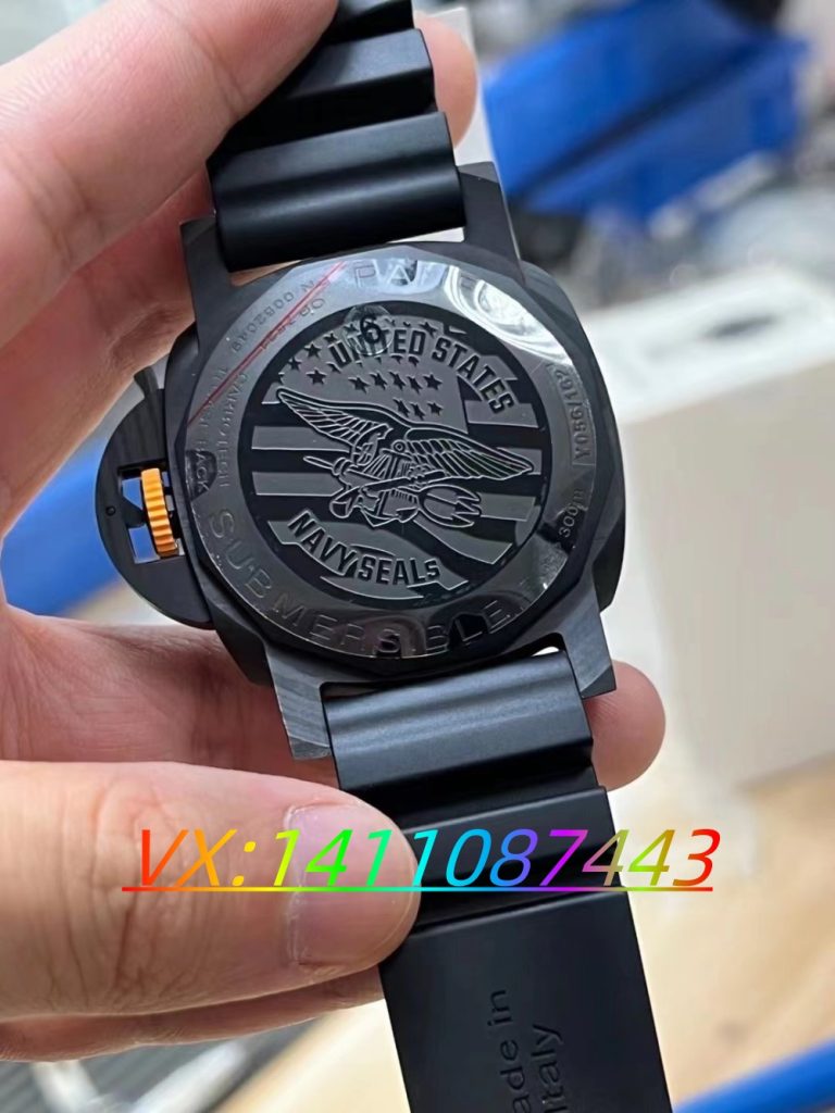 VS廠沛納海1324碳纖維搭載9011機(jī)芯做工細(xì)節(jié)評測