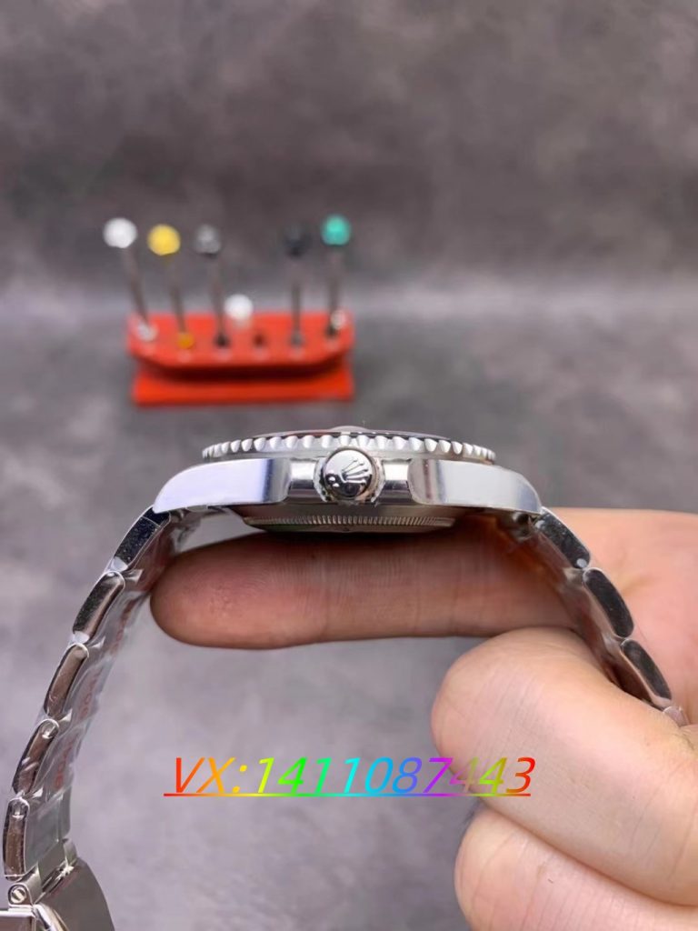 C廠Clean廠新升級(jí)勞力士3235一體機(jī)芯深度剖析勞力士復(fù)刻表的性能變革