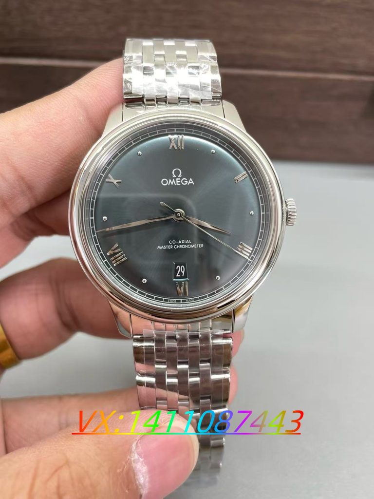VS廠新品蝶飛系列40mm綠面放射紋腕表評(píng)測(cè)