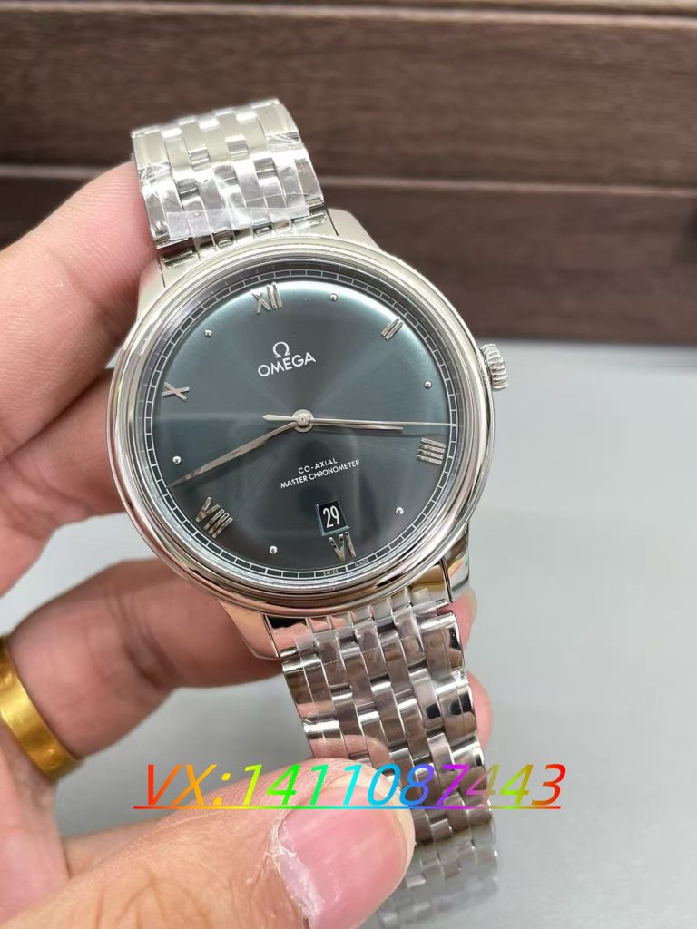 VS廠新品蝶飛系列40mm綠面放射紋腕表評(píng)測(cè)