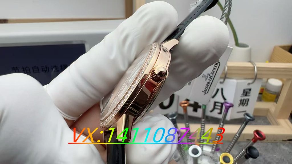 APS廠積家約會(huì)系列腕表深度評(píng)測(cè):細(xì)節(jié)之處見(jiàn)真章?