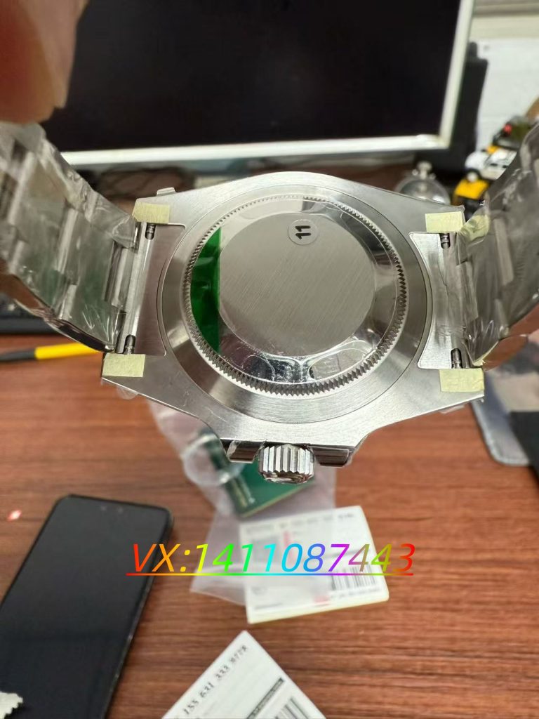 經(jīng)典再續(xù),實(shí)力復(fù)刻:VS廠40無歷黑水鬼(丹東 3130 機(jī)芯)深度評(píng)測?